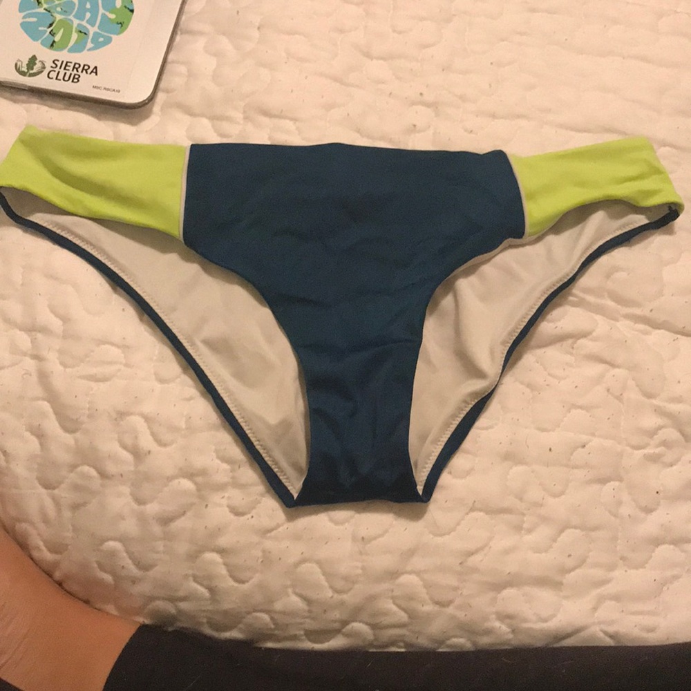 pink bikini bottoms